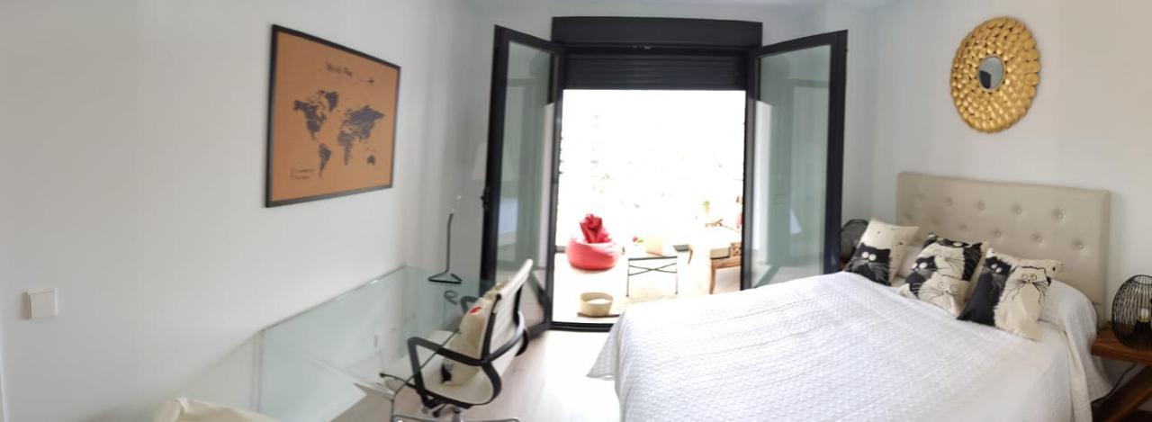 Teatinos Suite Málaga Esterno foto